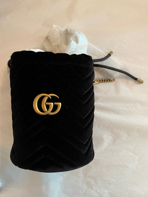 Gucci GG Marmont Mini Bucket Velvet Bag Black Gold Drawstring Italy Handbag New