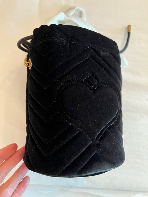 Gucci GG Marmont Mini Bucket Velvet Bag Black Gold Drawstring Italy Handbag New