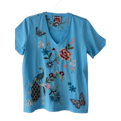 Johnny Was Nicolette V Neck Short Sleeve Ethereal Blue Tee Cotton Shirt Floral Embroidery Top NEW