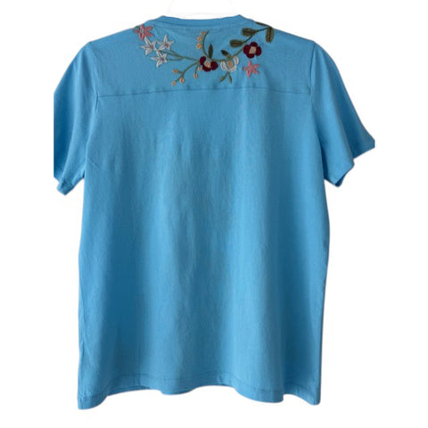 Johnny Was Nicolette V Neck Short Sleeve Ethereal Blue Tee Cotton Shirt Floral Embroidery Top NEW