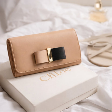 Chloe Biscotti Wallet Beige Black Bow Leather Two Fold Bag Snap Zip Pockets NEW