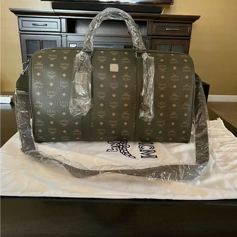 MCM Traveler Monogram Logo Print Duffle Bag Green Travel Leather Zip Handbag NEW