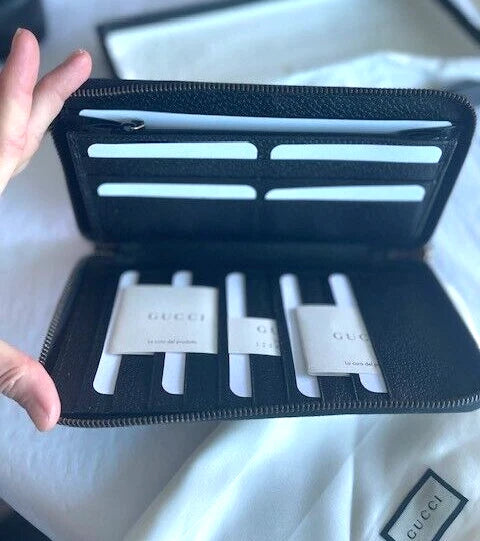 Gucci Bee Star Design Black Leather Long Wallet Women Zip Around Gold Italy NEW