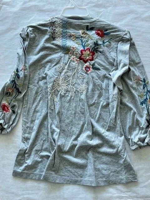 Johnny Was Ellia Heather Grey Puff Sleeve Shirt Blouse Floral Bird Long Cotton Embroidery Top NEW