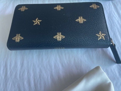 Gucci Black Leather Large Long Wallet Zip Around Gold Oro Bee Star Italy NEW
