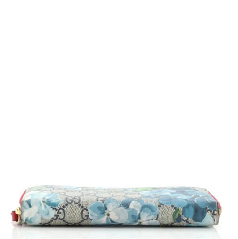 GUCCI Blooms GG Supreme Red Trim Blue Navy Flowers Zip Around Purse Wallet New