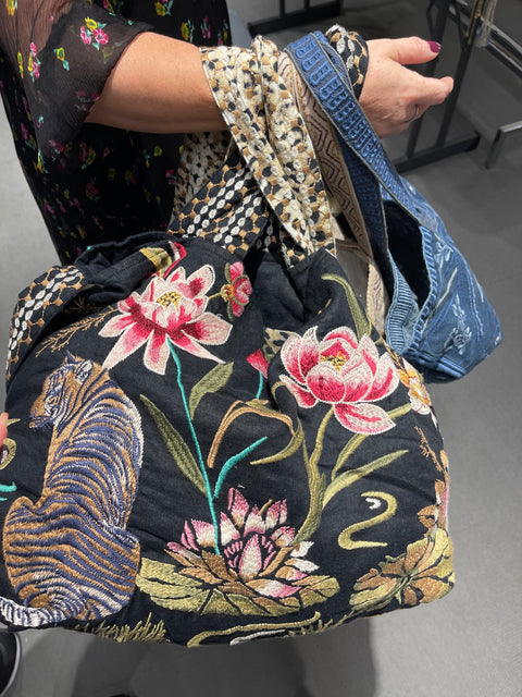 Johnny Was Maisie Linen Tote Bag Animal Floral Embroidery Black Handbag Purse NEW